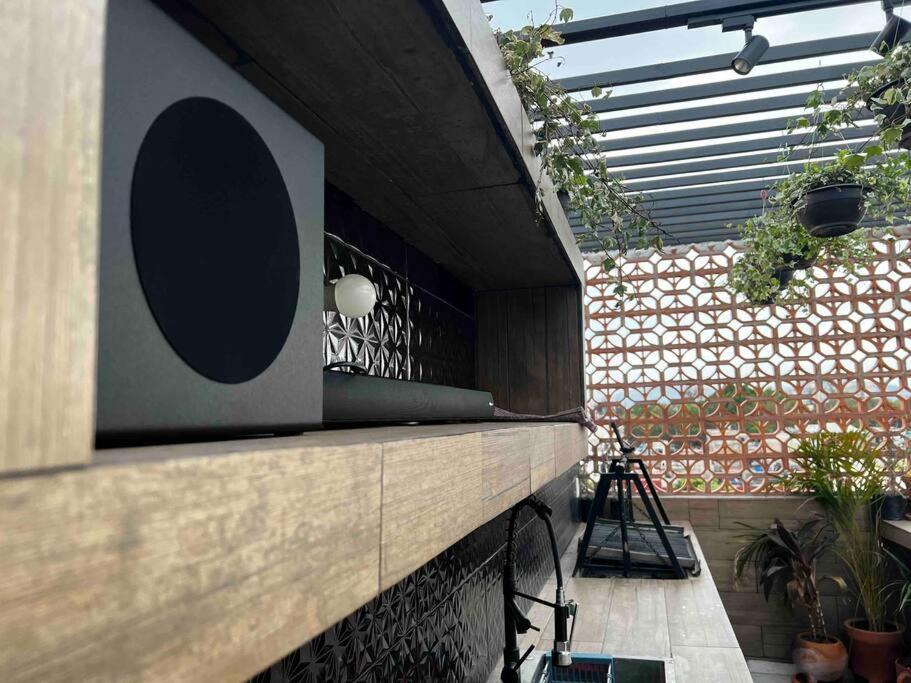 Rooftop & Apartment